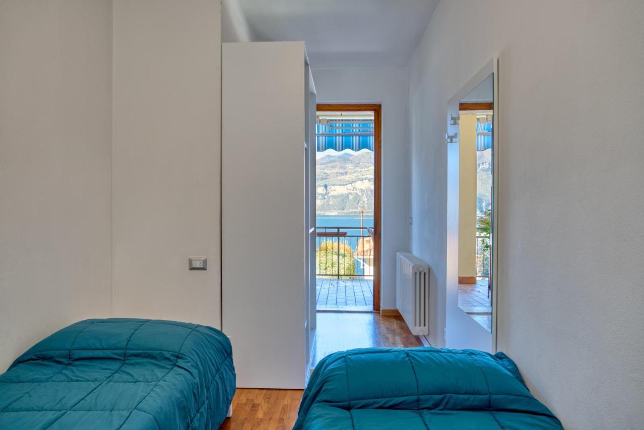Casa Maya Brenzone sul Garda Exterior photo